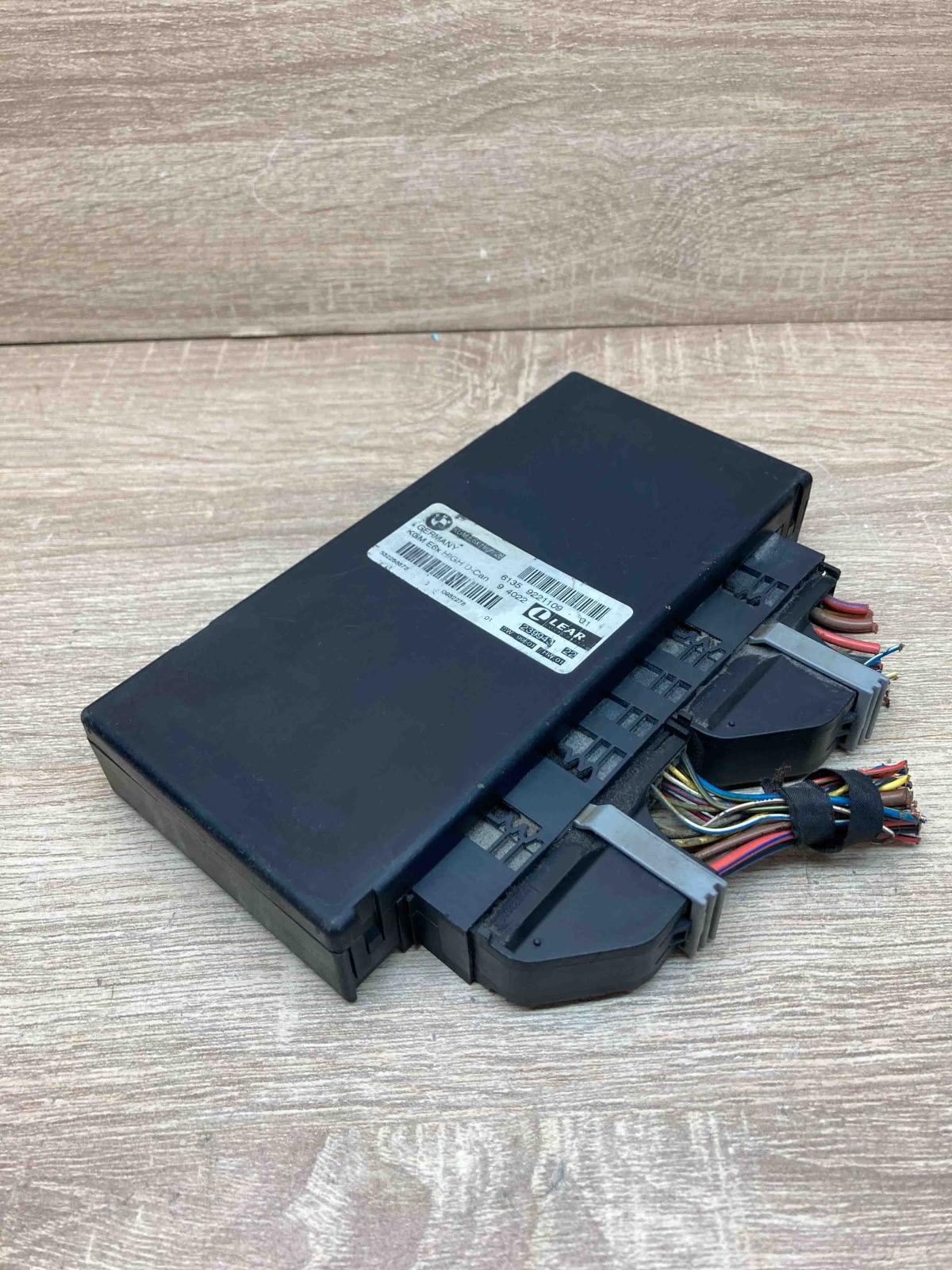 9221109 239943 22 With Plug Comfort/convenience module BMW 5 E60 E61