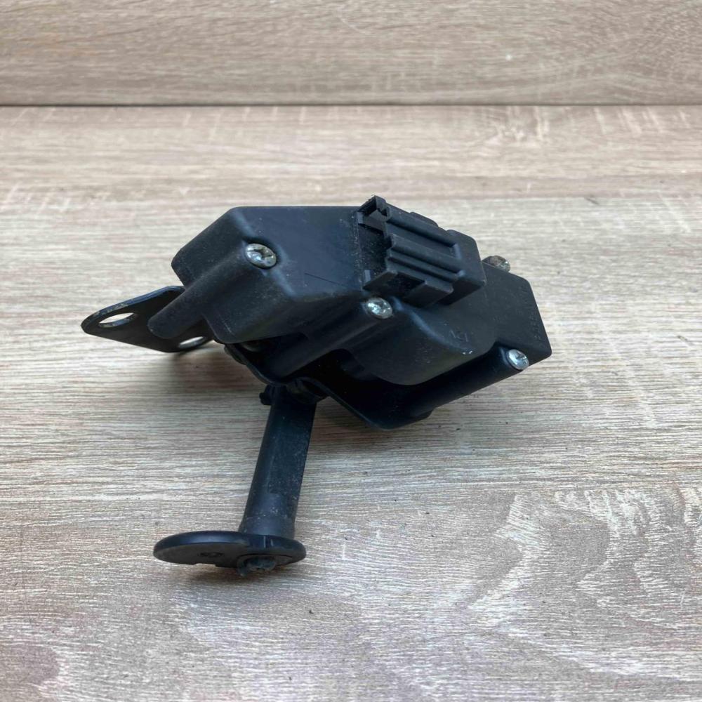 7M0847080 95VW14453BA  Vent window/glass motor Volkswagen Sharan