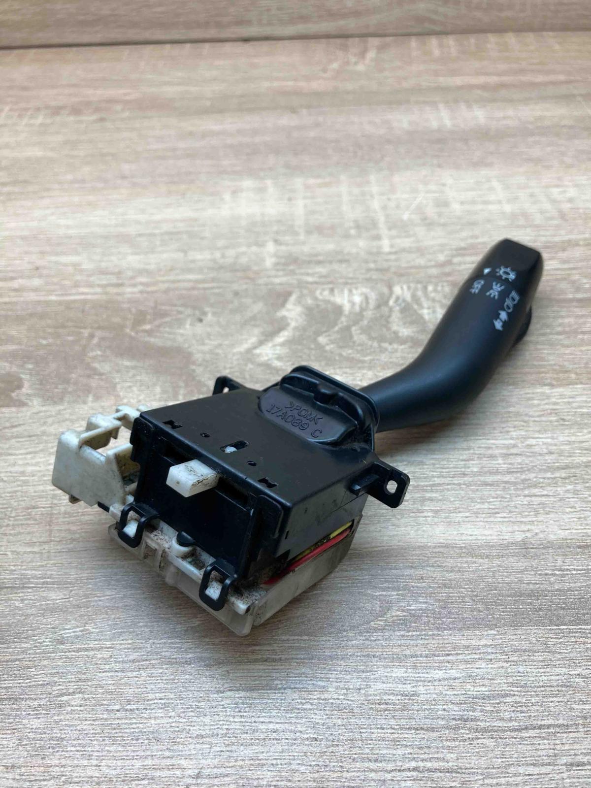 17A089C   Indicator stalk Subaru Impreza I