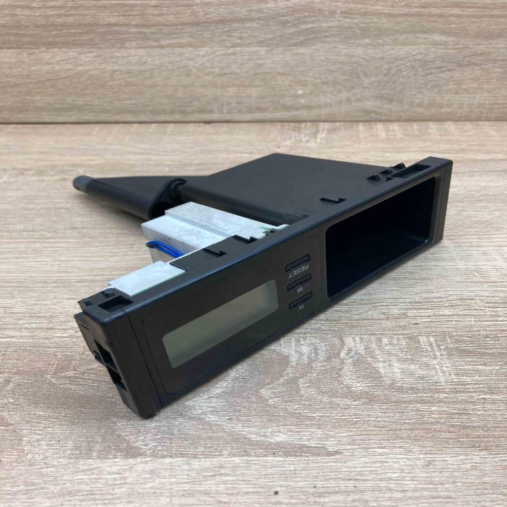 905311C 29087  Engine control unit/module ECU Mazda 626