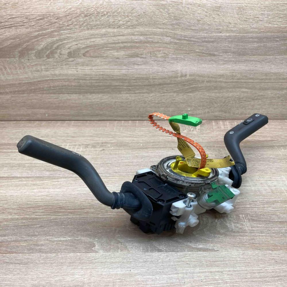 30808928   Wiper turn signal indicator stalk/switch Volvo S40, V40