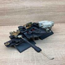 8D9827565H 4B0827565H  Tailgate/trunk/boot lock/catch/latch Audi A6 S6 C5 4B