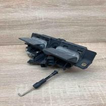 8D9827565H 4B0827565H  Tailgate/trunk/boot lock/catch/latch Audi A6 S6 C5 4B