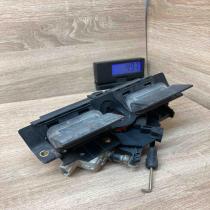 8D9827565H 4B0827565H  Tailgate/trunk/boot lock/catch/latch Audi A6 S6 C5 4B