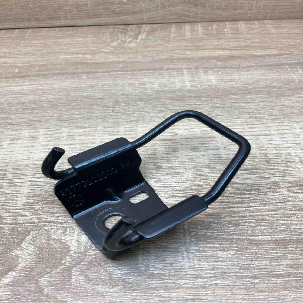 A17792C2000  RH Other interior part Mercedes-Benz A W177
