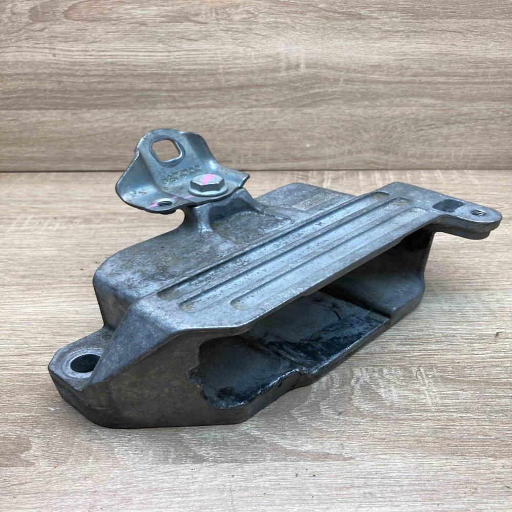 A2472400017   Gearbox mount Mercedes-Benz A W177