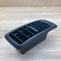 136S150   Dash center air vent grill Renault Trafic I