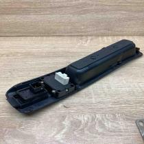 156016100 A223  Electric window control switch Alfa Romeo 156