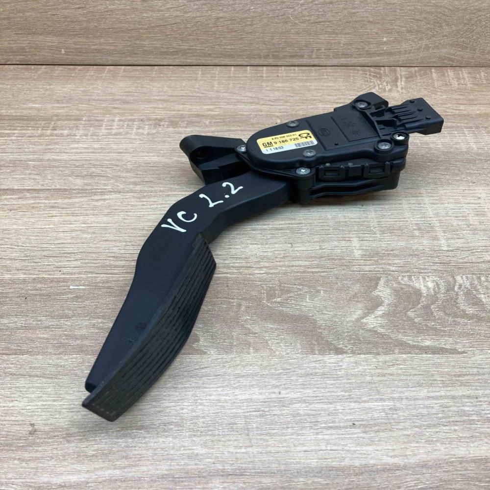 9186725 6PV008322 Used Accelerator throttle pedal Opel Vectra C