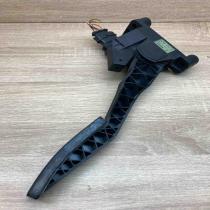 90581208 0281002298 Used Accelerator throttle pedal Opel Zafira A