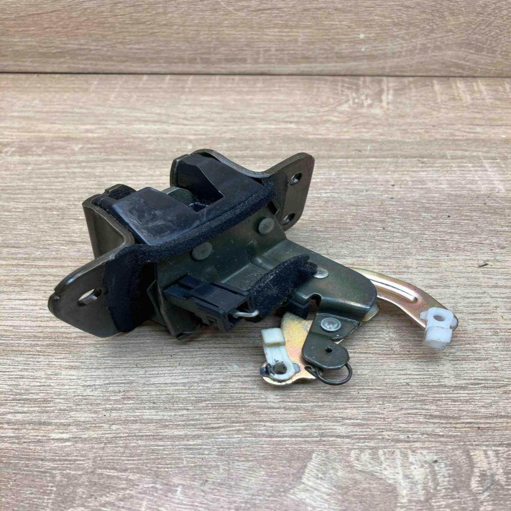 Hyundai Trunk Lock   Tailgate/trunk/boot lock/catch/latch Hyundai Santa Fe