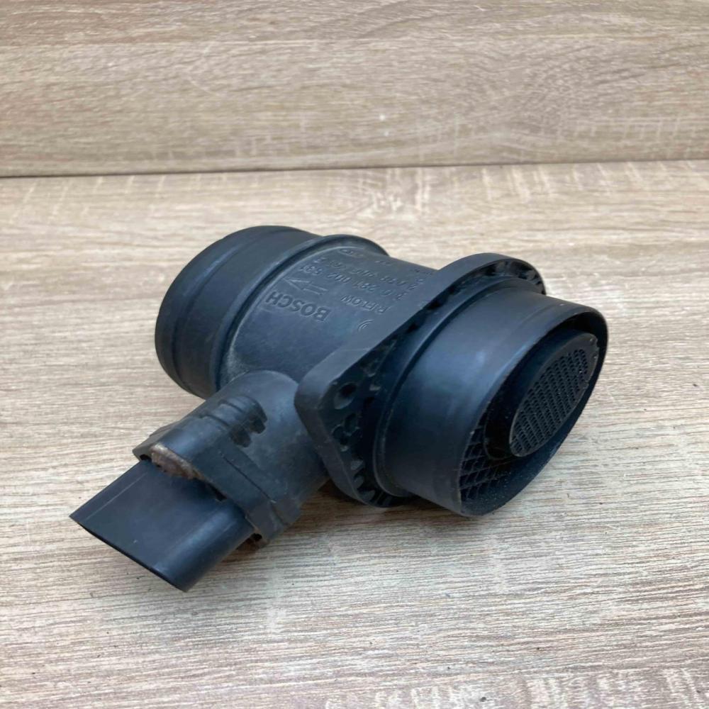038906461B 0281002531 Used Mass air flow meter Skoda Fabia Mk2 (5J)