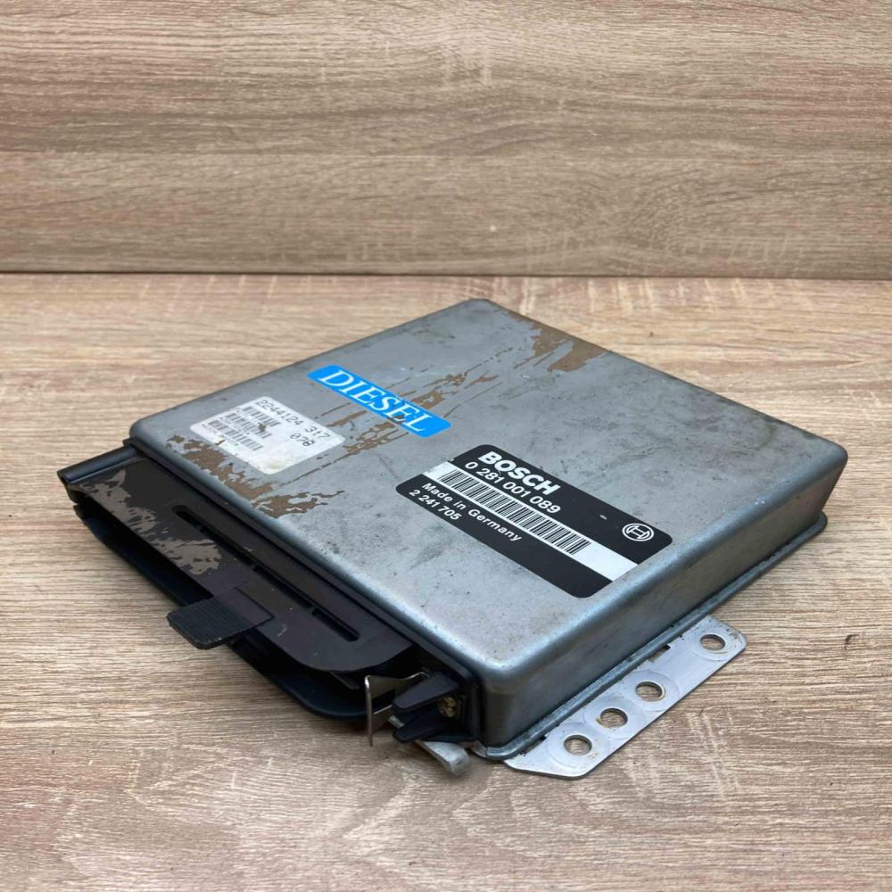 2241705 0281001089  Engine control unit/module ECU BMW 3 E30