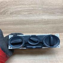 1J0819045E 90151 093  Climate control unit Volkswagen PASSAT B5