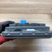 9648723680   Central body control module Peugeot 607