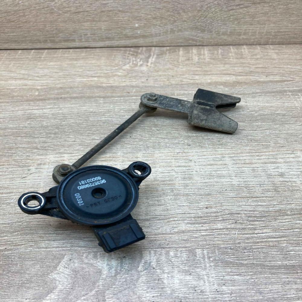 9635729880 89003181  Headlight/headlamp level sensor Peugeot 607
