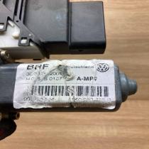 1K0959703B 996645 100  Rear door window regulator motor Volkswagen Golf V