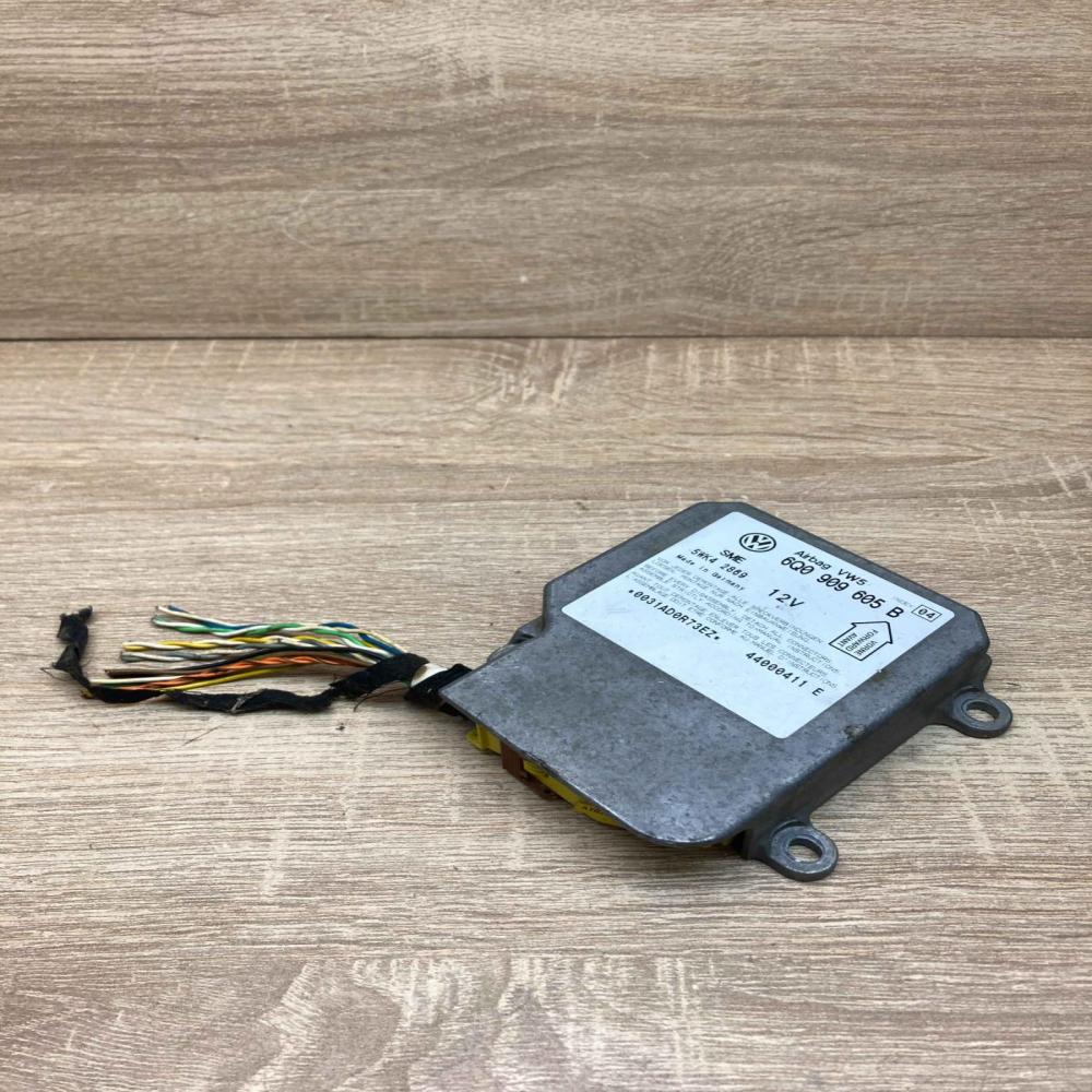 6Q0909605B 5WK42869 With Plug Airbag control unit/module Volkswagen PASSAT B5