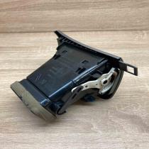 9644589577   Dashboard side air vent grill/cover trim Peugeot 407