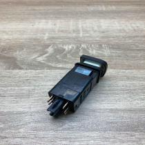 4733952   Fog light switch Saab 9-3 Ver1