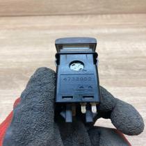 4733952   Fog light switch Saab 9-3 Ver1