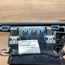 A2126802371 A2128300254 Right Side Dashboard side air vent grill/cover trim Merc