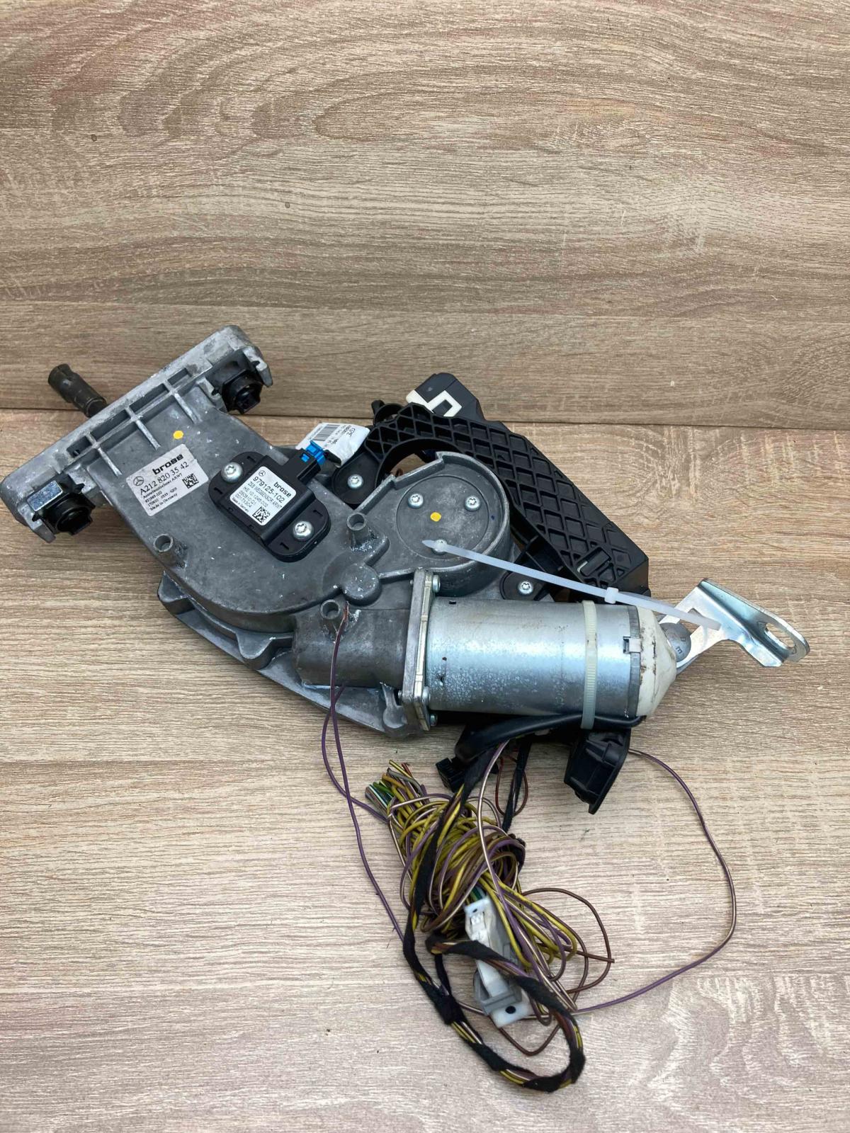 A2129004203 A2128203542 With Wiring Tailgate/trunk/boot lift motor Mercedes-Benz