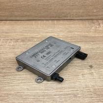 2118200885  0681 Antenna control unit Mercedes-Benz E W211