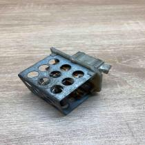 93381   Heater blower motor/fan resistor Peugeot 407