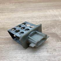 38574   Heater blower motor/fan resistor Peugeot 407