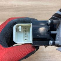 74231 0D080   Electric window control switch Toyota Yaris