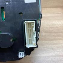 JDC17C 17XD5XZ  MPH Speedometer (instrument cluster) Nissan Qashqai