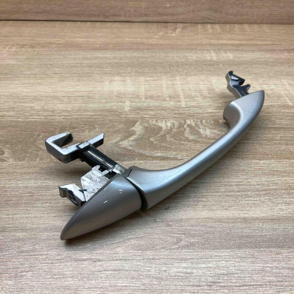 Mercedes Benz W211 Exterior Door Handle   Rear door exterior handle Mercedes-Ben