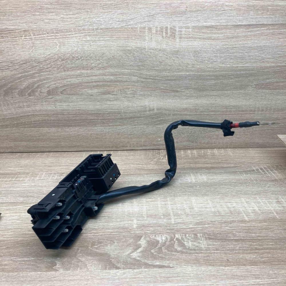 2115452301 0 1394842 1A  Fuse module Mercedes-Benz E W211