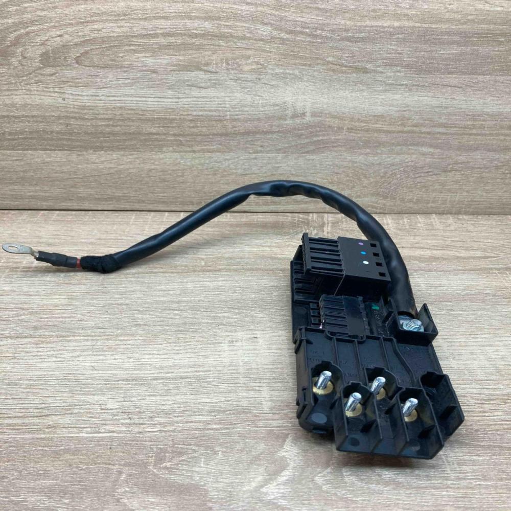 2115452301 0 1394842 1A  Fuse module Mercedes-Benz E W211