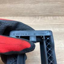 2039191420   Front driver seat rail trim Mercedes-Benz C W203