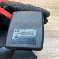 A2118600869 0516Q302  Middle seatbelt buckle (rear) Mercedes-Benz E W211