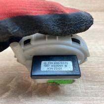 2208000375 400291B  Valve vacuum Mercedes-Benz S W220
