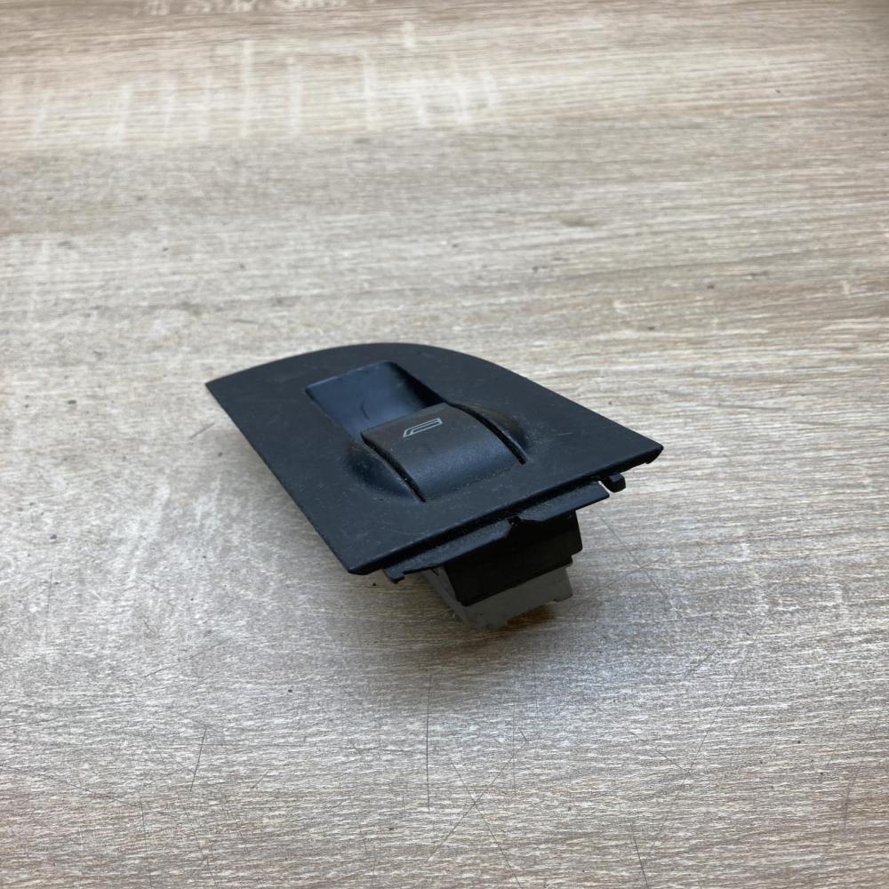 4B0959855 4B0959521  Electric window control switch Audi A6 S6 C5 4B