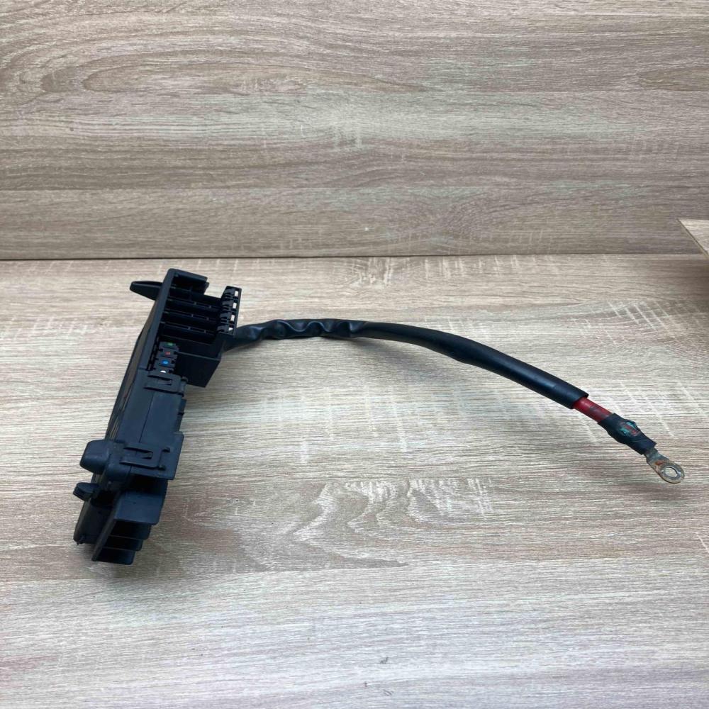 2115452301 0 1394841 1  Fuse module Mercedes-Benz E W211