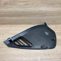 2116800678 T0013784  Dashboard side end trim Mercedes-Benz E W211