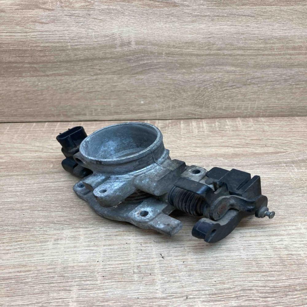 F53E 9E552 AE   Throttle body valve Mazda MPV