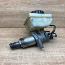 A2204300002   Master brake cylinder Mercedes-Benz S W220