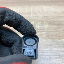 A2119191720 70040010  Front driver seat rail trim Mercedes-Benz E W211