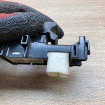 829 2J81 8292J81 1928294 Electric window control switch Toyota Yaris