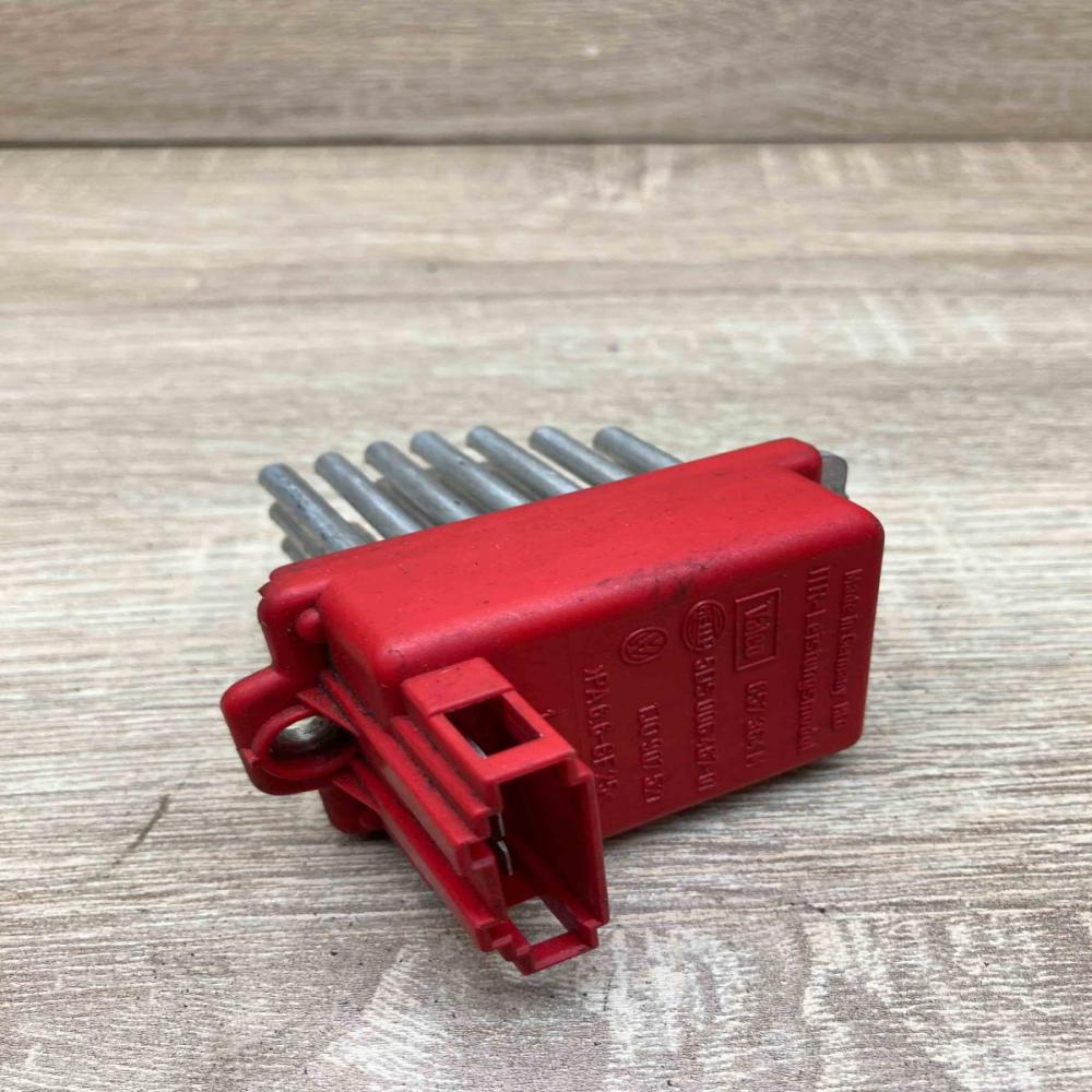 1J0907521 5DS006467  Heater blower motor/fan resistor Volkswagen Golf IV