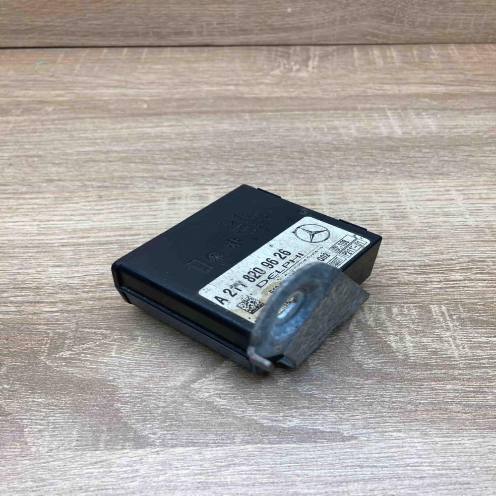 A2118209626 510080490 Used  Alarm control unit/module Mercedes-Benz E W211