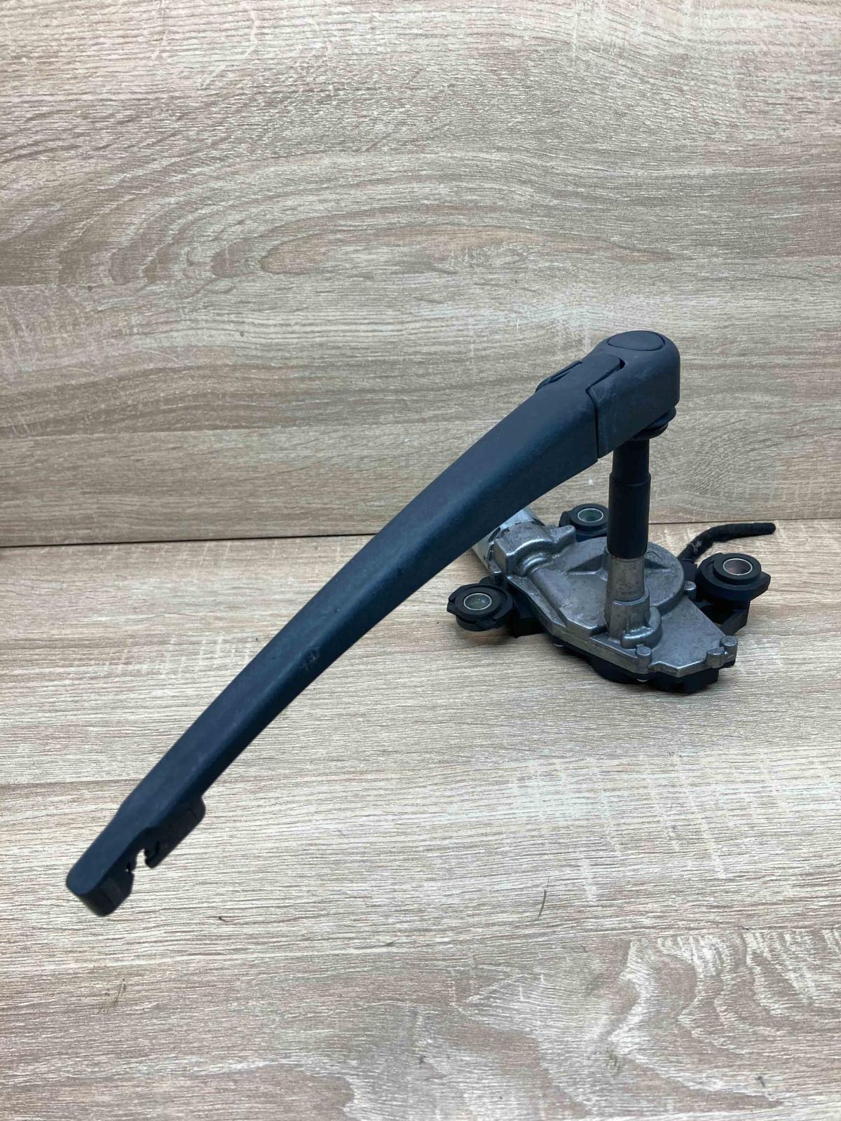 9654116380 0390201840 With Plug Rear window wiper motor Citroen C4 Grand Picasso