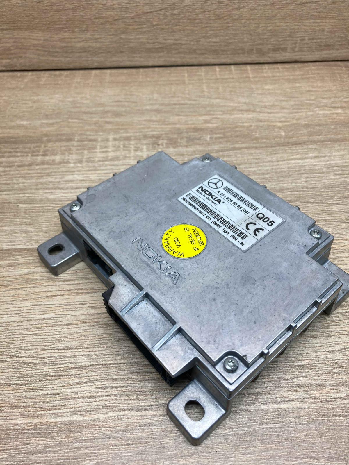 A2118205885   Phone control unit/module Mercedes-Benz E W211