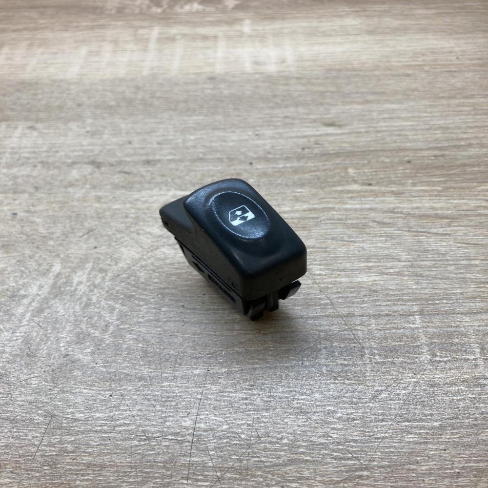 432962K   Electric window control switch Renault Scenic I